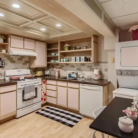 Barbie'S Dream Apt In The City Sacramento Exterior photo