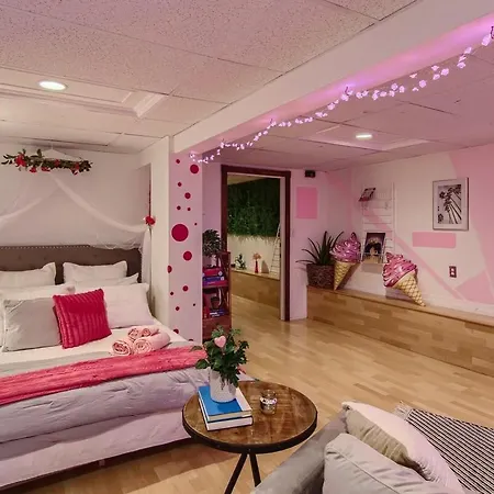 Barbie'S Dream Apt In The City Sacramento Exterior photo
